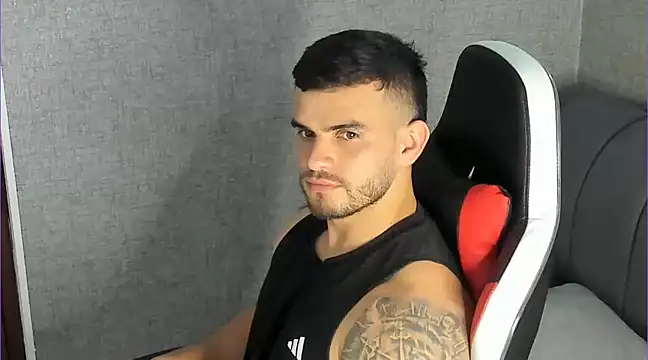 Ricardogo19 online show from January 2025 11:19:02 PM