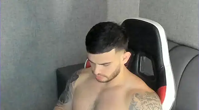 Ricardogo19 online show from March 2025 02:19:02 AM