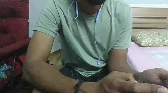 Snapshot of IndianEurope chatting on January 2025 03:39:02 PM IndianEurope online show from January 2025 03:39:02 PM