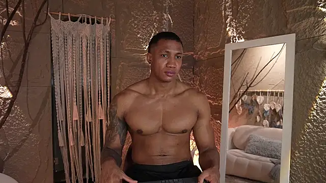 Logan Varela online show from September 2025 10:49:01 AM