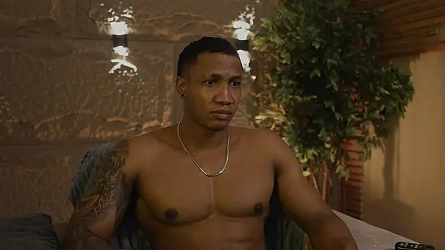 Logan Varela online show from October 2025 01:08:01 PM