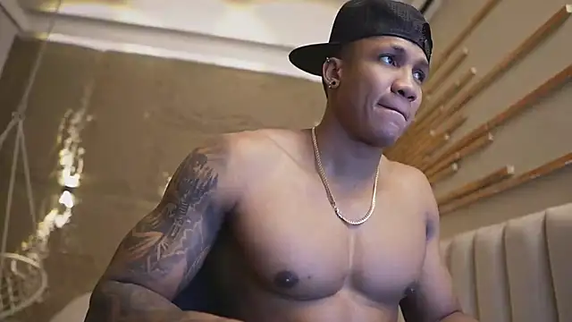 Logan Varela online show from April 2026 04:21:01 PM