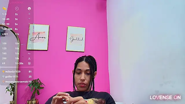 yourcuteneighbourr online show from February 2025 06:09:02 AM