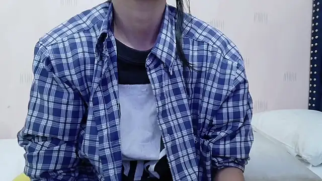 yourcuteneighbourr online show from February 2026 02:56:02 AM