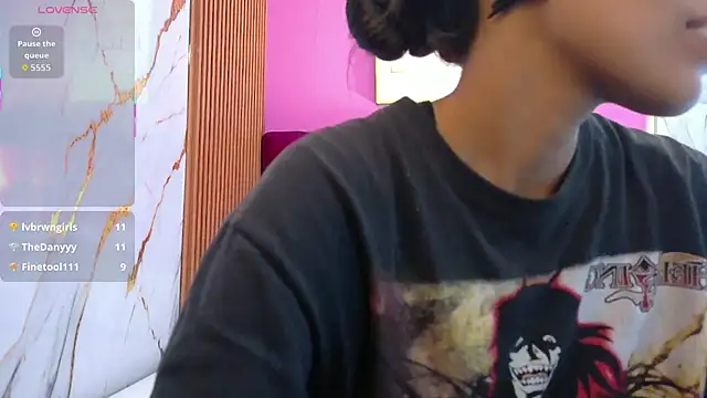 yourcuteneighbourr online show from May 2026 02:49:02 AM