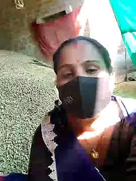 Snapshot of Hey_Ziya chatting on December 2024 07:58:01 AM Hey Ziya online show from December 2024 07:58:01 AM