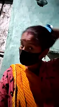 Snapshot of Hey_Ziya chatting on December 2024 07:14:02 PM Hey Ziya online show from December 2024 07:14:02 PM