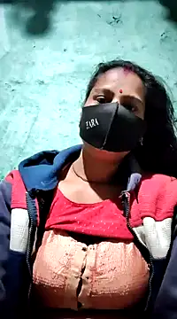 Snapshot of Hey_Ziya chatting on December 2024 09:17:02 PM Hey Ziya online show from December 2024 09:17:02 PM