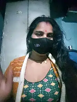 Snapshot of Hey_Ziya chatting on December 2024 08:42:02 PM Hey Ziya online show from December 2024 08:42:02 PM