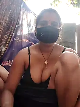 Snapshot of Hey_Ziya chatting on January 2025 08:57:02 AM Hey Ziya online show from January 2025 08:57:02 AM