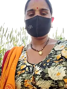 Snapshot of Hey_Ziya chatting on March 2025 10:24:01 AM Hey Ziya online show from March 2025 10:24:01 AM