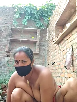 Snapshot of Hey_Ziya chatting on October 2025 02:48:02 AM Hey Ziya online show from October 2025 02:48:02 AM