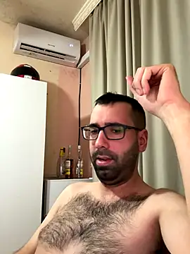 Moralesfiun online show from November 2025 08:38:02 PM