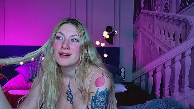 Liv Fay online show from March 2025 12:44:01 AM