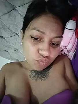 Tiphanydirty3 online show from May 2026 04:52:01 AM