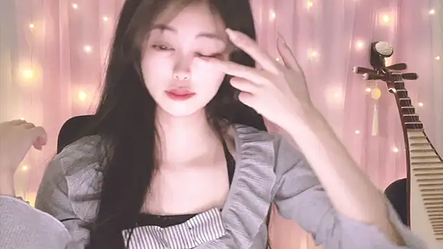 ---MIA--- online show from October 2025 01:29:01 PM