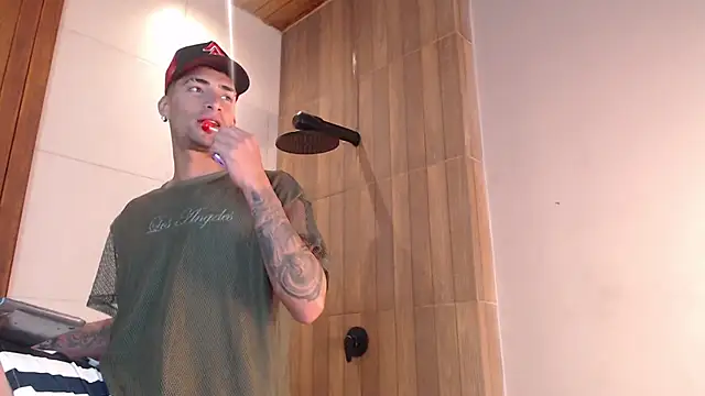 DrakeNeumann online show from February 2025 09:55:02 AM