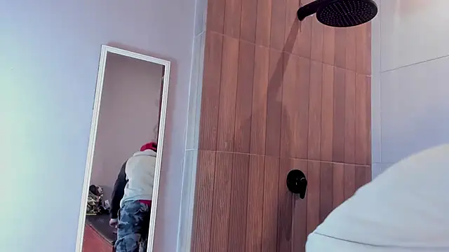 DrakeNeumann online show from March 2025 03:10:02 AM