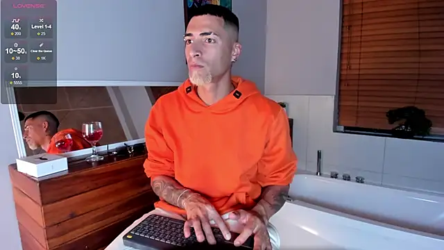 DrakeNeumann online show from October 2025 03:38:01 AM