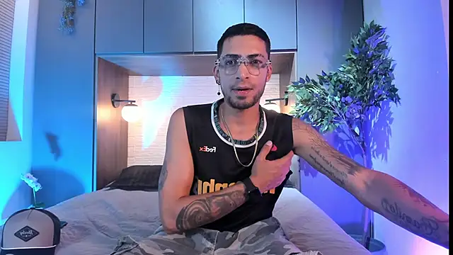DrakeNeumann online show from May 2026 03:46:01 AM