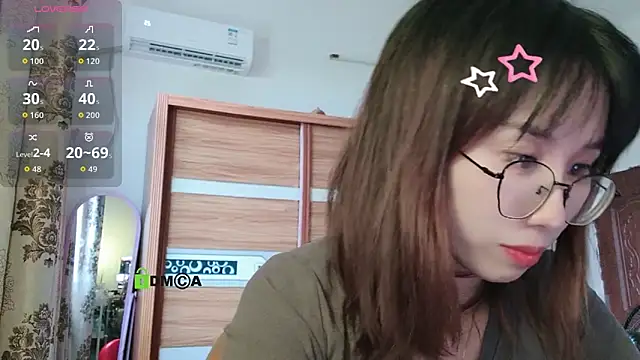 Lili 666 online show from October 2025 08:33:02 AM