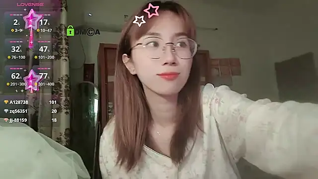 Lili 666 online show from March 2026 06:01:01 PM