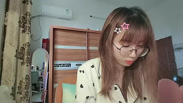 Lili 666 online show from May 2026 07:24:02 AM