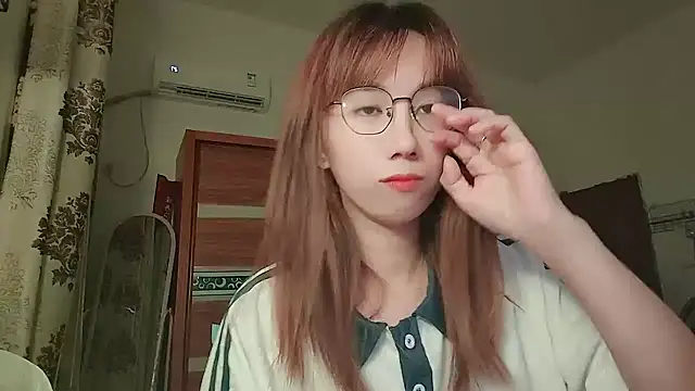 Lili 666 online show from May 2026 05:19:02 PM