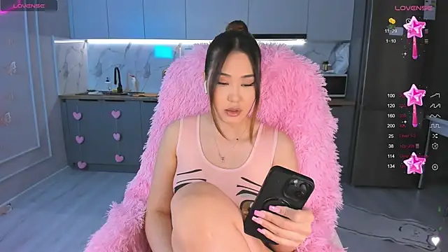 carpe diemmm online show from March 2025 12:49:02 AM