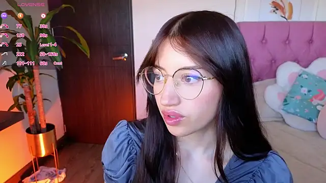 eimy22 online show from January 2025 05:11:02 PM