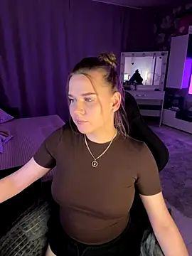 Lexi noah online show from October 2025 09:21:01 PM