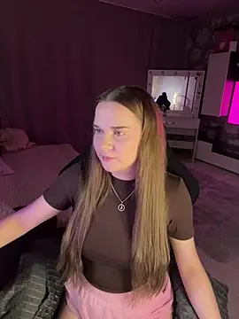 Lexi noah online show from November 2025 09:58:01 PM