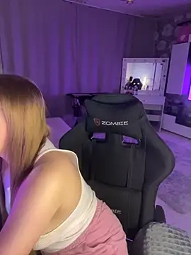 Lexi noah online show from November 2025 09:48:01 PM