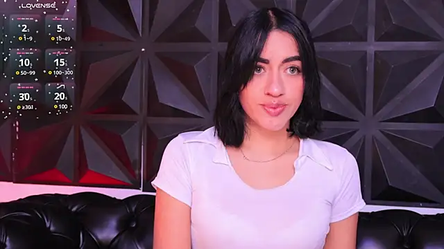 KasiaNoir  online show from January 2025 12:42:01 PM