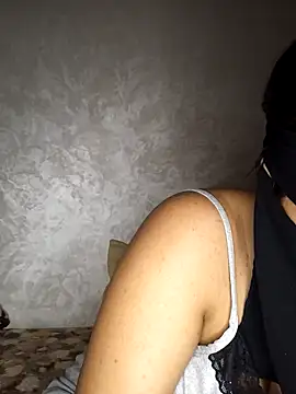 Narimane maroc online show from October 2025 02:44:01 AM