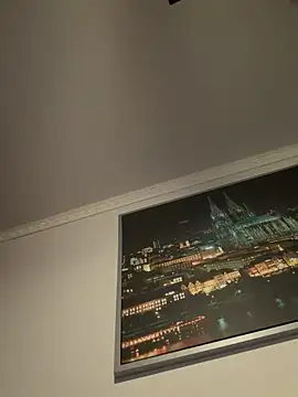 Hornyblond Bella online show from November 2025 06:00:02 AM