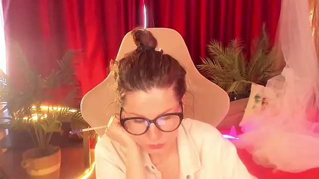 April o Nill online show from April 2026 09:18:01 AM