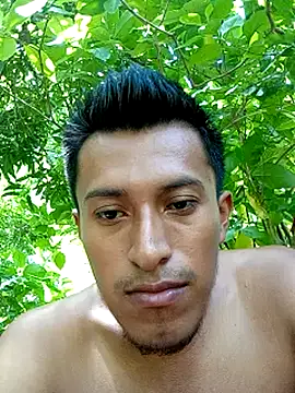 Snapshot of Henrry309 chatting on July 2026 06:29:01 PM Henrry309 online show from July 2026 06:29:01 PM