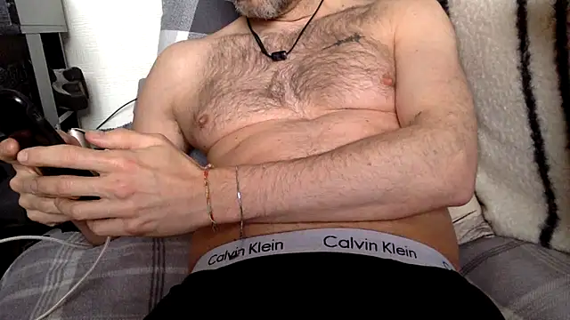 Snapshot of Stardrew123 chatting on February 2026 02:02:02 PM Stardrew123 online show from February 2026 02:02:02 PM