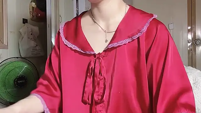 LinhChi 9x online show from April 2026 01:04:01 AM