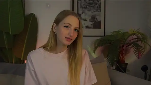 MickeyMyers online show from December 2024 05:41:02 PM