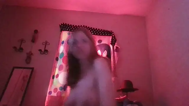 Tay cumming online show from February 2025 05:40:01 PM