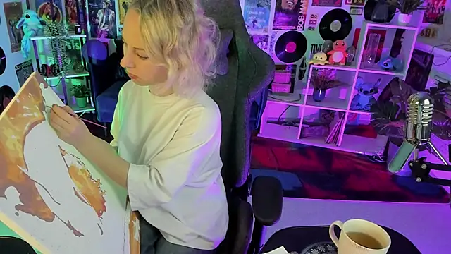 Snapshot of LylithSkye chatting on December 2024 12:02:01 PM LylithSkye online show from December 2024 12:02:01 PM