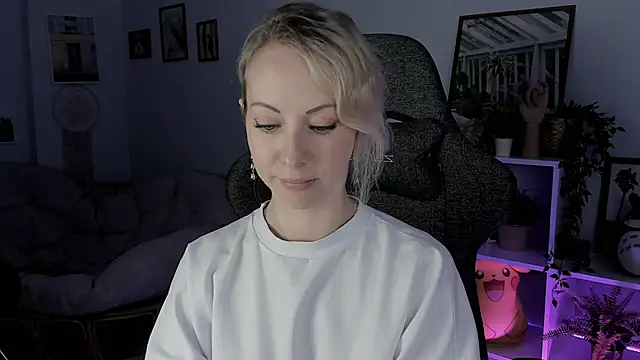 Snapshot of LylithSkye chatting on January 2025 10:50:02 AM LylithSkye online show from January 2025 10:50:02 AM