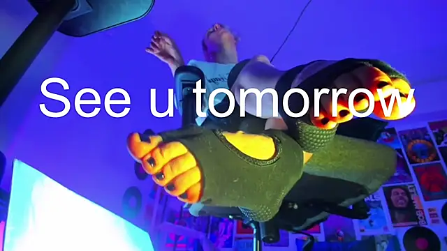 Snapshot of LylithSkye chatting on February 2025 11:22:01 AM LylithSkye online show from February 2025 11:22:01 AM