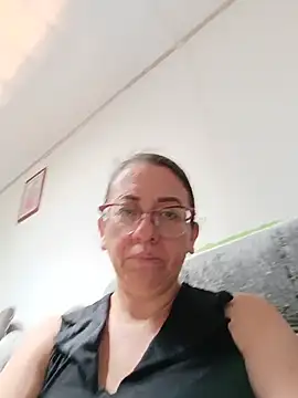 miss hanna07 online show from July 2026 06:14:01 PM