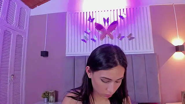 diosa cristal online show from February 2025 09:30:01 AM