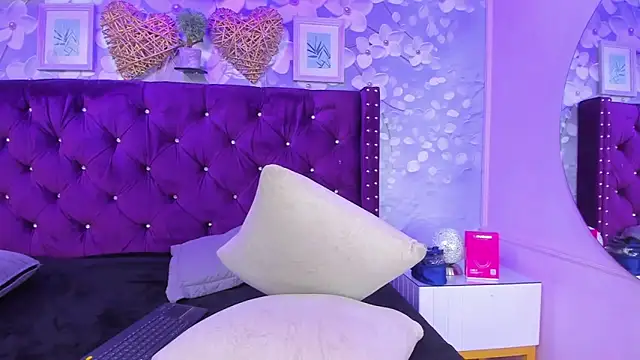 diosa cristal online show from March 2025 12:26:01 AM