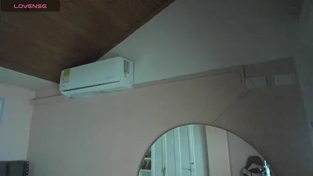 diosa cristal online show from June 2026 01:43:01 AM