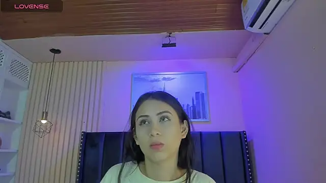 diosa cristal online show from July 2026 03:55:01 AM